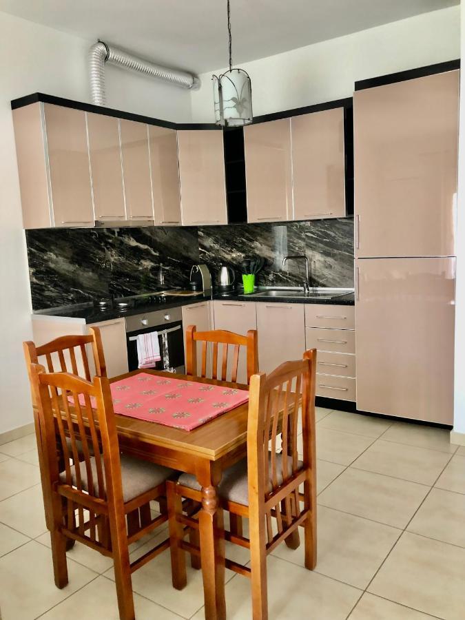 Appartamento Con Vista Mare Vlorë Exterior foto